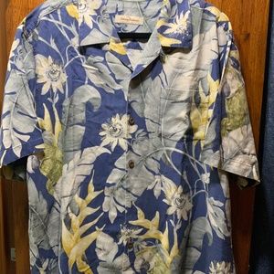 COPY - Tommy Bahama pre loved shirt
